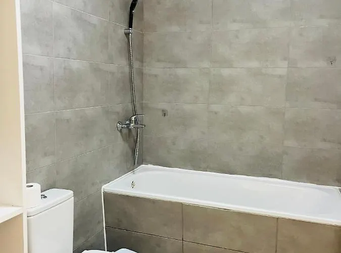 Near Airport Cybernetyki *